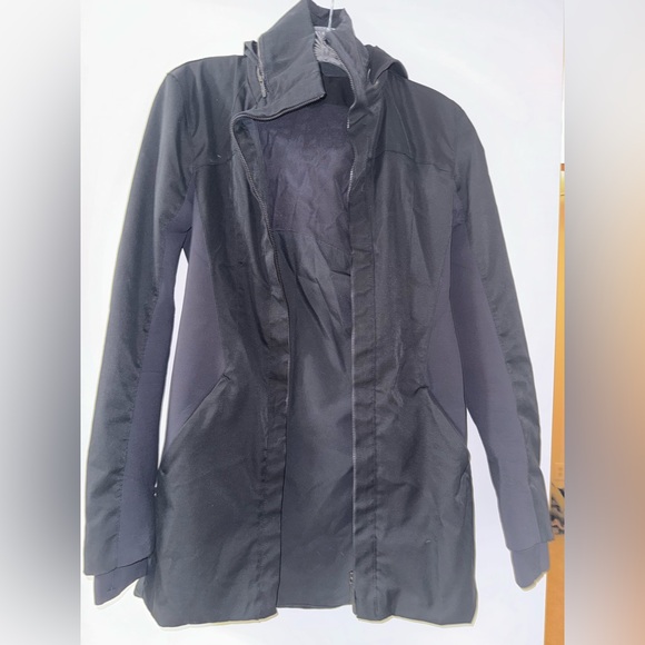 Lululemon Athletica Black Full-Zip Jacket - Picture 1 of 2